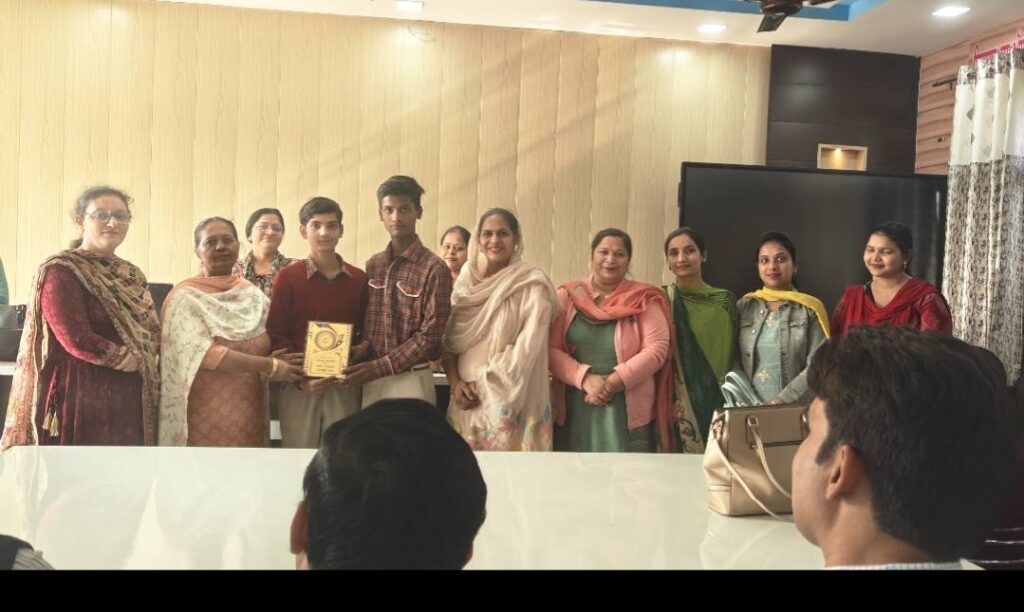 584256576 122150736458827501 318473528684984801 n