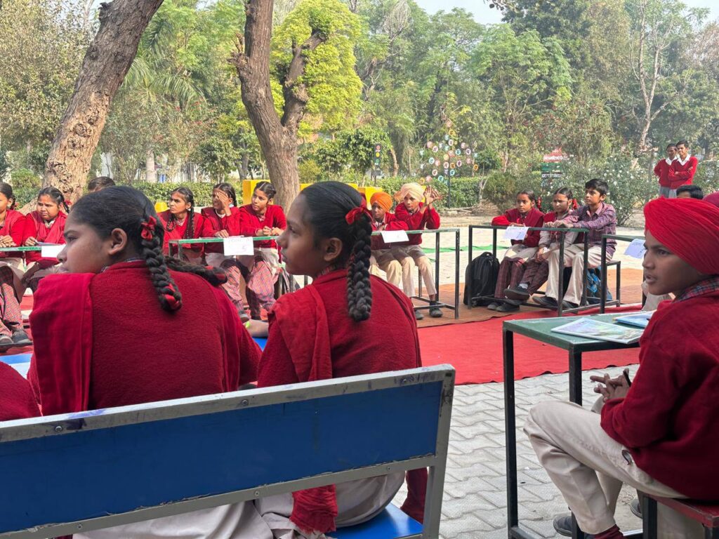 585912319 122151621440827501 3288184195573684878 n